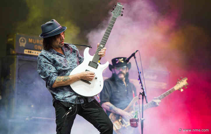 Motörhead’s Phil Campbell reveals advice given to him by Lemmy: “Don’t wear shorts on stage”