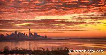 People in Toronto couldn't stop taking photos of this morning's gorgeous sunrise - blogTO