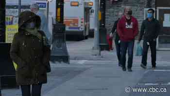 Western provinces report new highs in number of people hospitalized with COVID-19