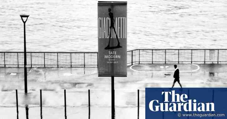 Real-life Giacomettis take a rainy riverside stroll: Alan Schaller's best photograph