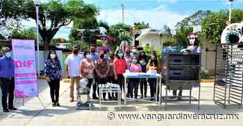DIF de Naranjos entrega apoyos a ciudadanos - Vanguardia de Veracruz