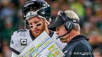 Pederson backs QB Wentz after Favre's comments