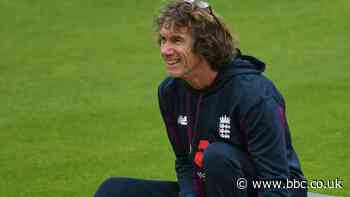 Bruce French: England wicketkeeping coach retires