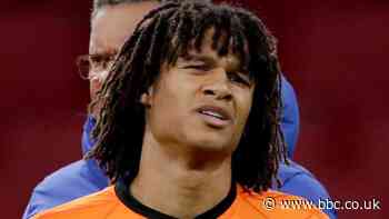 Netherlands 1-1 Spain: Nathan Ake injured in friendly draw