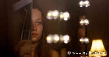 ‘Make Up’ Review: Self-Discovery, an Adolescent Horror