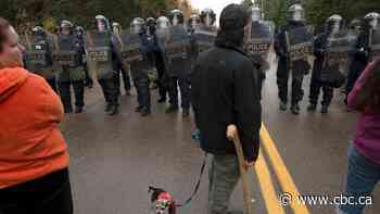 RCMP watchdog raises concerns with how Mounties surveil protesters