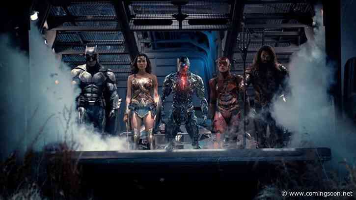 Zack Snyder Talks Justice League 2 & Carla Gugino as Catwoman