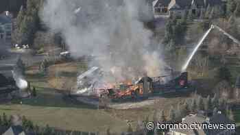 Crews battle two-alarm house fire in Vaughan, Ont.