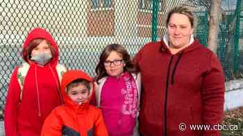 Why extending winter break to curb COVID-19 is doable for some Quebec parents, but not all