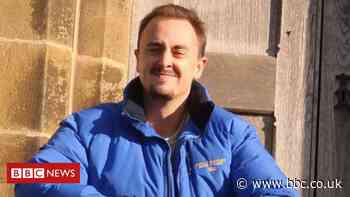 Coronavirus: The gamers spending thousands on loot boxes