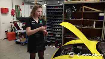 Dutch students build electric car entirely from recycled materials