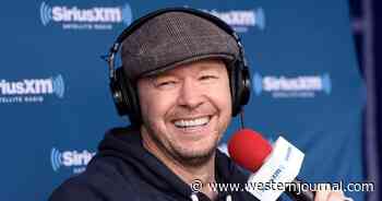 Donnie Wahlberg Surprises Server with Massive Tip on $35 Tab