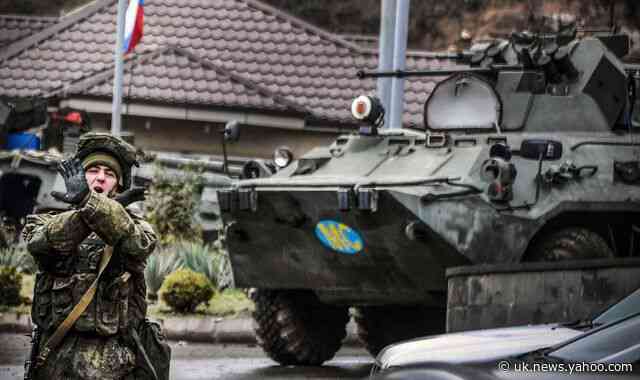Nagorno-Karabakh: Russia peacekeepers move in as body exchange begins