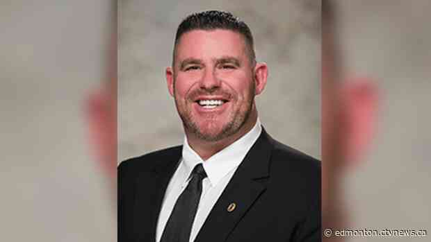 Fort McMurray councillor charged with distributing intimate images