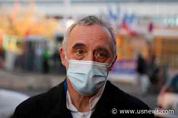 Amid Virus Surge, Paris Hospitals Begin to See Signs of Hope