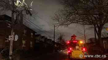 Thousands without power in Toronto as windstorm sweeps across city - CBC.ca