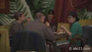 'Now is not the time to mingle': UNC lab director talks Thanksgiving gathering do's and don'ts amid COVID-19 surge