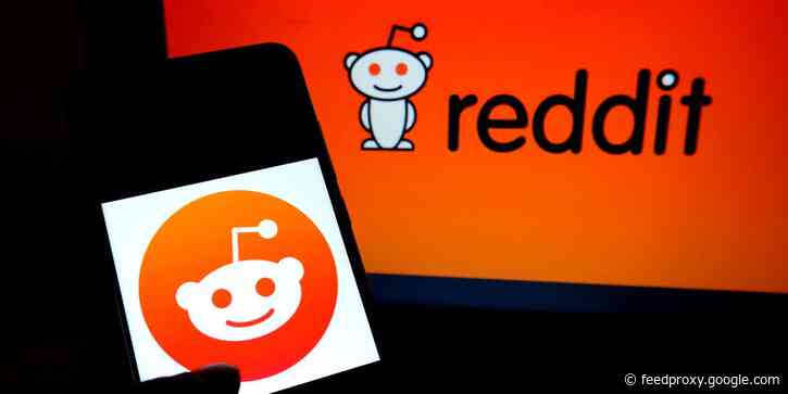 How to delete a Reddit post you've written on a computer or mobile device