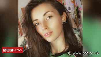 Anorexia nervosa: 'Calorie counting became my obsession'