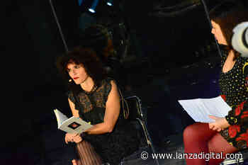 Nerea Tello se “desnuda” entre amigas y una copa de vino de Valdepeñas - Lanza Digital - Lanza Digital