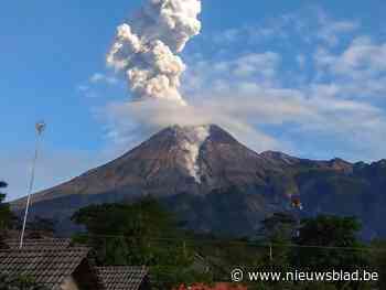 Merapi-vulkaan op eiland Java spuwt as - Het Nieuwsblad