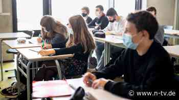 Corona-Lücken aufholen: Lehrerverband plädiert für Zusatzjahr