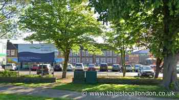 Kingston Academy: Year 11 sent home after positive virus test