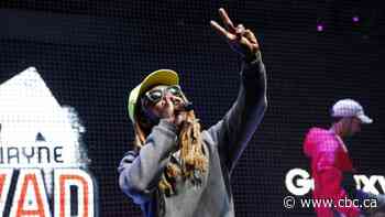 Lil Wayne charged with federal gun offence in Florida