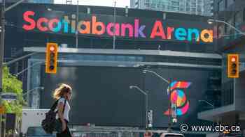 Canadian government reviewing Raptors' proposal to play in Toronto