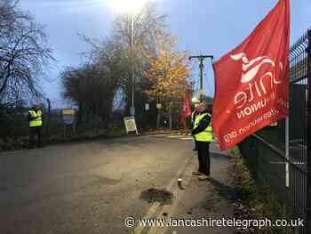 Rolls-Royce: Barnoldswick strike boosted by MPs' support