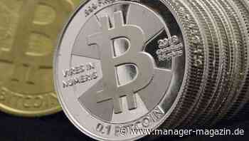Bitcoin setzt Kursrallye fort: Kryptowährung überspringt 18.000 Dollar