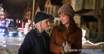 The Best Films and TV Shows to Stream Over the Holidays