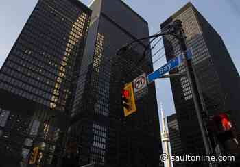 S&P/TSX composite edges up in early trading, U.S. stock markets also creep higher