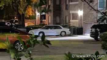 One man dead after shooting in parking lot of southwest Houston apartment complex - KHOU.com
