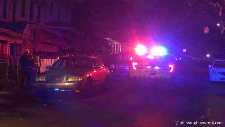 Police: Man Runs From Officers, Barricades Himself In Home While Family Sleeps Inside
