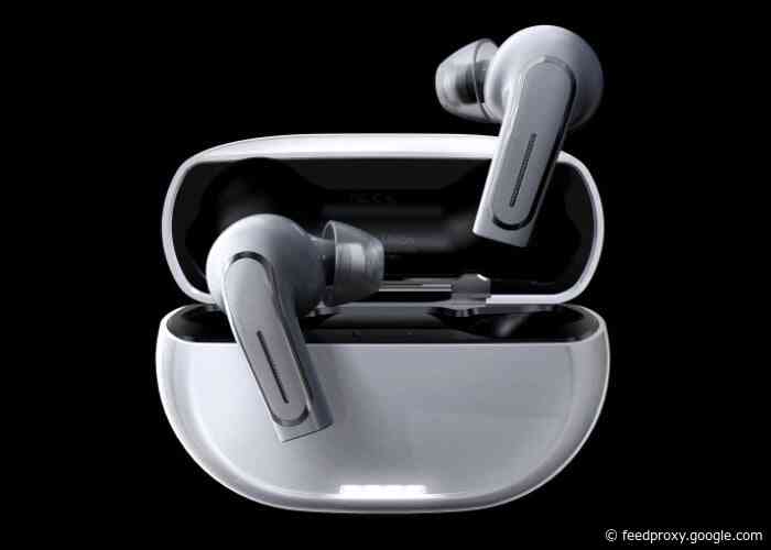 Olive Union SmartEar Pro combines a hearing aid and Bluetooth earbuds