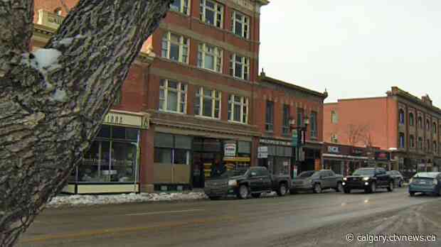 City launches holiday campaign encouraging Calgarians to support local businesses