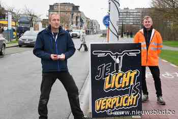 Politie controleert extra op gebruik fietslichten (Bredene) - Het Nieuwsblad