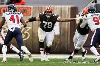 Browns Place 3 More on COVID List, Garrett Kept Home 'Sick'