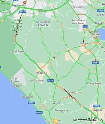 Giornata nera sulla Pontina: tamponamento e sfalcio erba bloccano il traffico - Il Caffè.tv