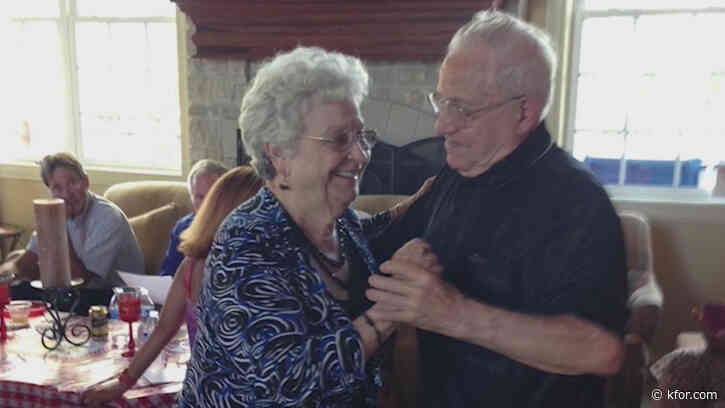Couple of 76 years spends final moments together while fighting COVID-19