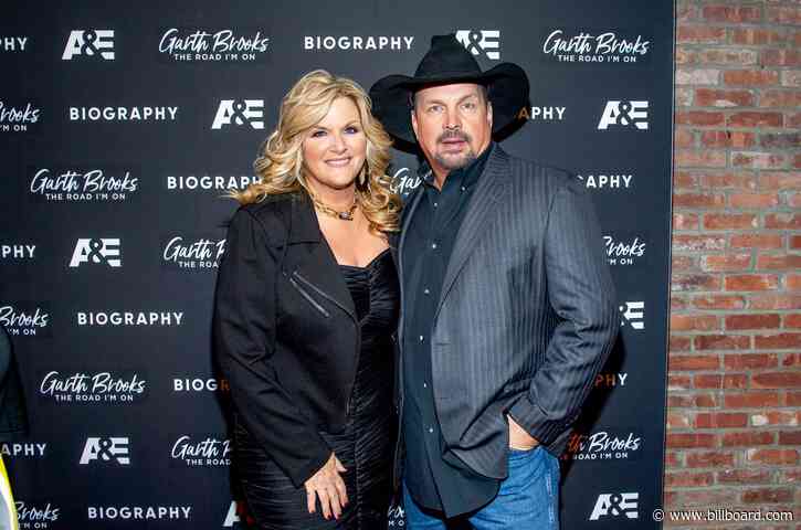 This Is How Garth Brooks & Trisha Yearwood Are Celebrating Thanksgiving This Year
