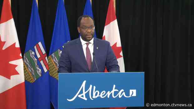 Alberta government bans carding, issues new rules for police street checks