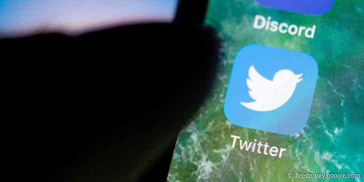 How to post a Fleet on Twitter in 2 ways, and share temporary text, pictures, or videos