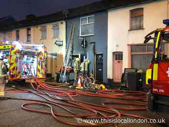 Lithium-ion battery fire destroys flat in South London