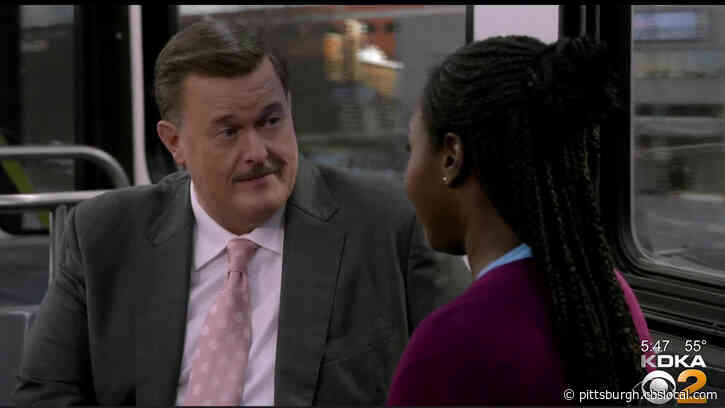 Billy Gardell Speaks On The Steelers, The New Season Of Bob Hearts Abishola, And COVID