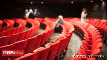 Cineworld eyes UK cinema closures and rescue deal