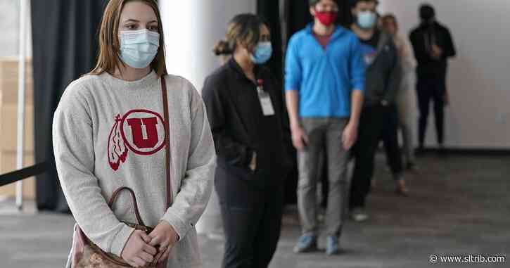 Heading home for Thanksgiving? Get a coronavirus test, colleges say.
