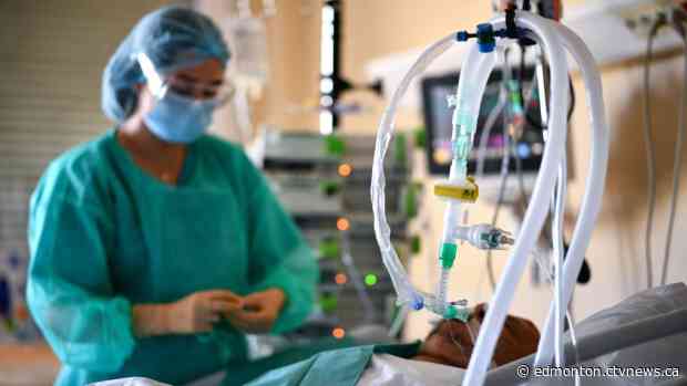 Most Alberta COVID-19 victims suffered from dementia, new data shows