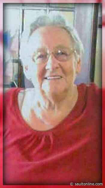 PEARCE (DARCH), Elizabeth Pauline “Beth” (nee Gordon)
